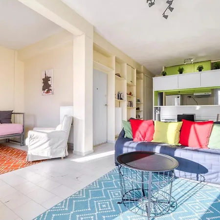 Acropolis Penthouse With 50mbps Wifi Apartment *