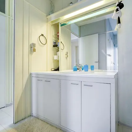 Apartment Acropolis Penthouse With 50mbps Wifi *