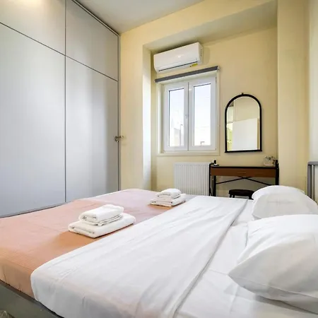 Acropolis Penthouse With 50mbps Wifi Athens