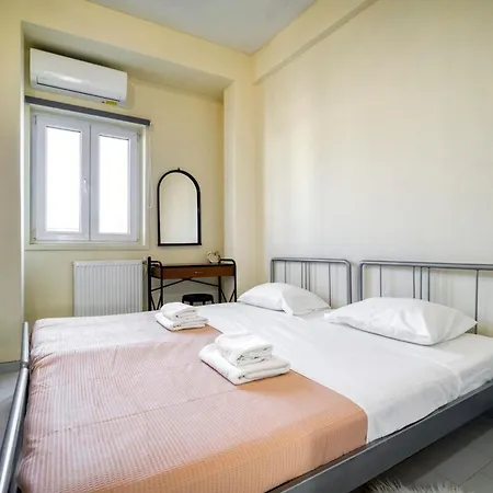Acropolis Penthouse With 50mbps Wifi Athens